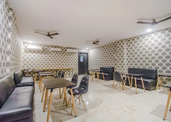 Collection O Mg Guest House